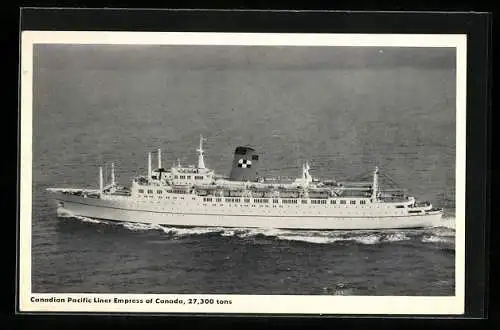 AK Passagierschiff Empress of Canada pflügt durchs Wasser, Canadian Pacific Line