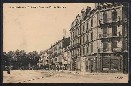 AK Valence, Place Madier de Montjau et la pharmacie