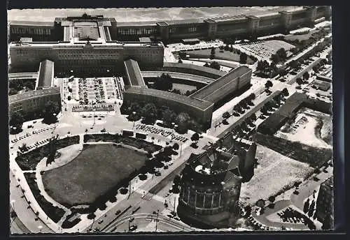 AK Berlin, Zentralflughafen mit Platz der Luftbrücke, Luftbild