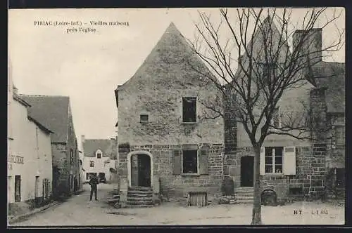 AK Piriac, Vieilles maisons près de l`église