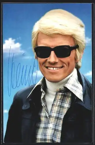 AK Musiker Heino mit Sonnenbrille, mit original Autograph