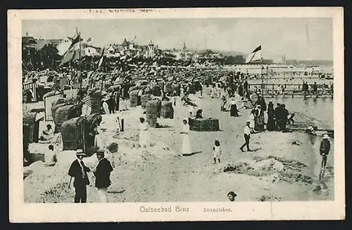 AK Binz, Strandpartie mit Badegästen