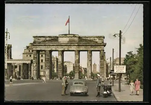 AK Berlin, Das Brandenburger Tor, Sektorengrenze