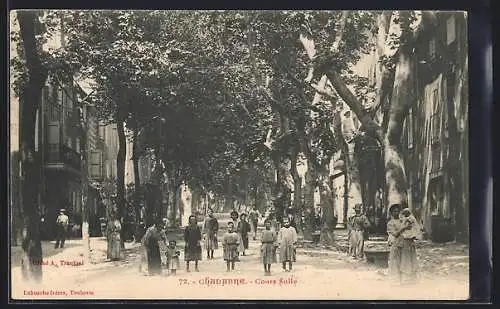 AK Chalabre, Cours Sully avec des habitants et des arbres ombragés