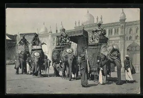 AK Inder reiten Elefanten vor dem Tempel