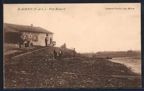 AK Saint-Albain, Port Brouard avec personnes au bord de la rivière
