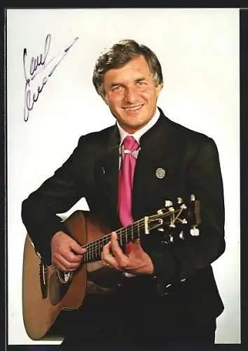 AK Musiker Hansl Krönauer mit Gitarre, original Autograph