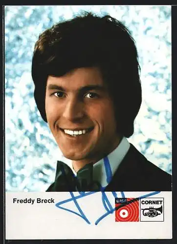 AK Musiker Freddy Breck lächelnd in die Kamera blickend, Autograph