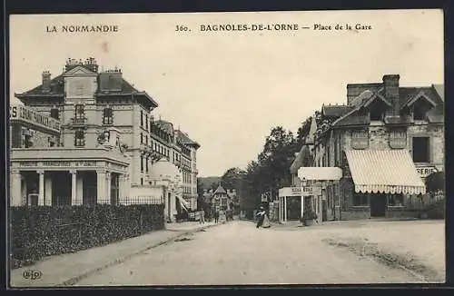 AK Bagnoles-de-l`Orne, Place de la Gare