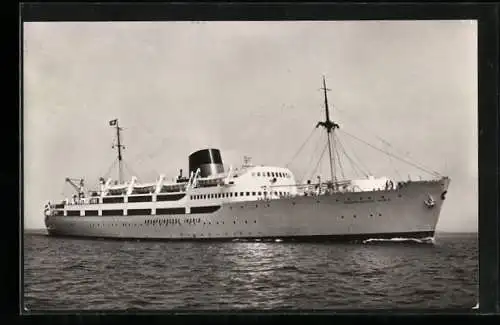 AK Passagierschiff M.S. Kronprinsesse Ingrid bei voller Fahrt