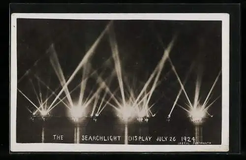 AK Searchlight Display by the british Navy