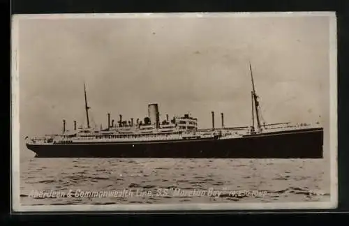 AK Passagierschiff SS Moreton Bay auf hoher See, Aberdeen & Commonwealth Line