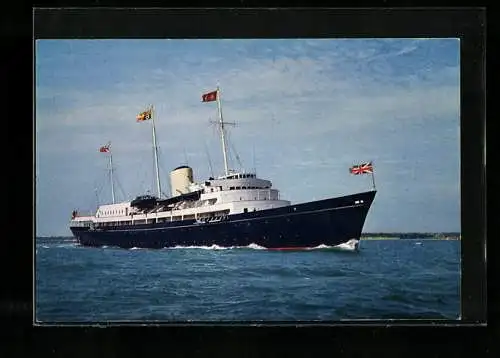 AK Passagierschiff HMY Britannia off Cowes