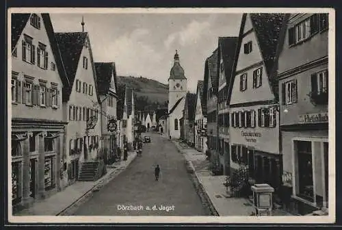 AK Dörzbach /Jagst, Strassenpartie mit Geschäften und Turm aus der Vogelschau