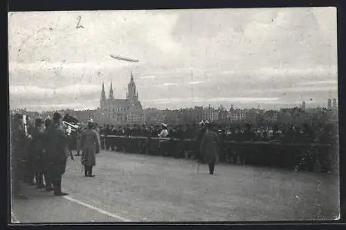 AK München, Zeppelins Fernfahrt, Ankunft des Zeppelin 1909