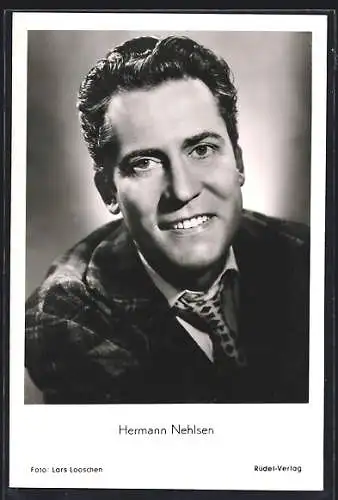 AK Schauspieler Hermann Nehlsen lächelt in die Kamera