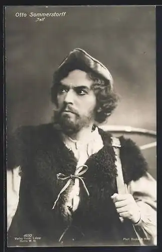 AK Schauspieler Otto Sommerstorff mit einem zornigen Blick