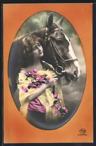 Foto-AK Amag Nr.63044 /2: Hübsches junges Mädchen mit ihrem Pferd