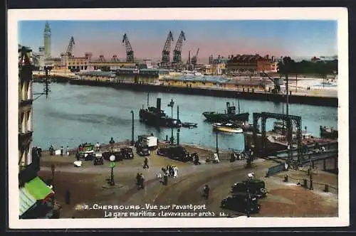 AK Cherbourg, La gare maritime, Vue sur l`avant-port