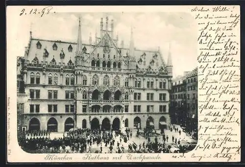 AK München-Au, Rathaus mit Wachparade