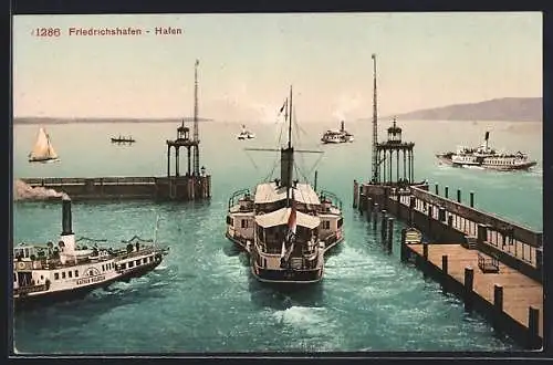 AK Friedrichshafen /Bodensee, Hafen mit Dampfern