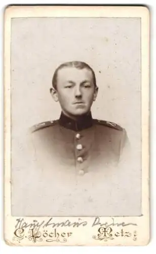 Fotografie C. Löcher, Metz, Palaststrasse 10, Junger Soldat in Uniform des 8. Regiments