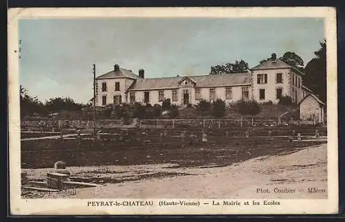 AK Peyrat-le-Chateau, La Mairie et les Ecoles