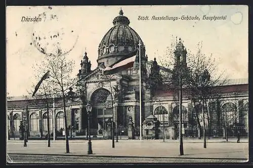 AK Dresden, Städt. Ausstellungs-Gebäude, Hauptportal