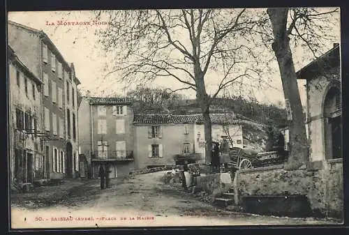 AK Saissac /Aude, La Montagne Noire, Place de la Mairie