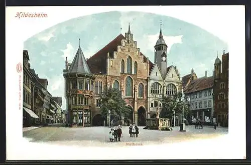 AK Hildesheim, Kinder am Brunnen vor dem Rathaus