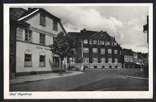 AK Bad Segeberg, Strassenpartie mit Hotel