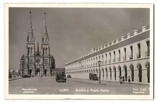 Fotografie unbekannter Fotograf, Ansicht Lujan, Basilica y Museo Nuevo