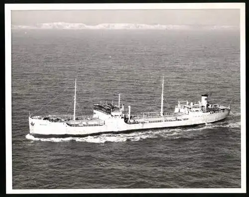 Fotografie Tankschiff Wilstar vor der englischen Kanalküste