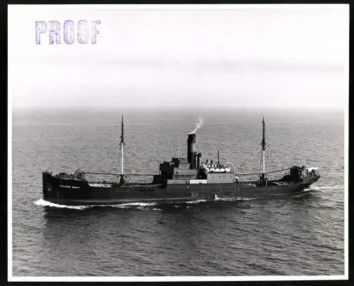 Fotografie Frachtschiff Halvard Bratt auf ruhiger See