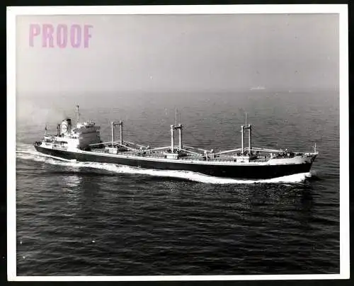 Fotografie Frachtschiff National Progress in Fahrt