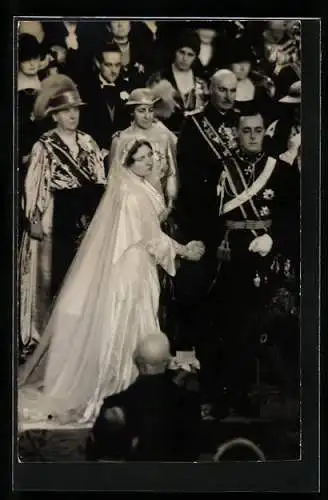 AK Kronprinzessin Julianne von Holland bei ihrer Hochzeit mit dem Prinz von Biesterfeld