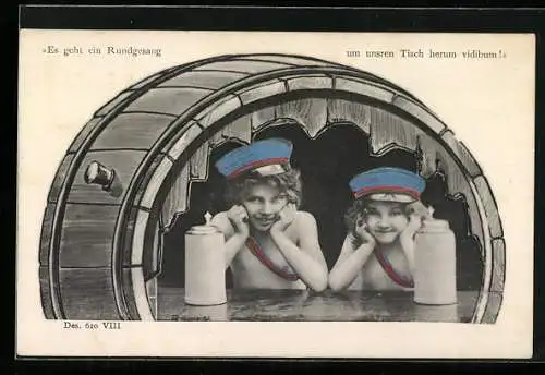 AK Zwei kleine Studenten sitzen glücklich am Biertisch