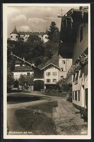 AK Neubeuern am Inn, Strassenpartie mit Gasthaus Hofwirt