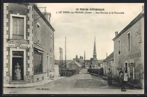 AK Le Theil-sur-Huisne, Rue Bacchus et la Passerelle