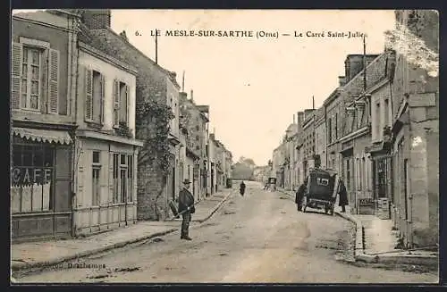 AK Le Mesle-sur-Sarthe, Le Carré Saint-Julien