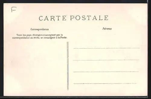 AK Moulins-la-Marche, Carrefour de la Rue de l`Eglise et de la grande Rue