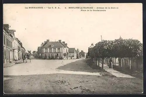 AK Moulins-la-Marche, Avenue de la Gare et Place de la Gendarmerie