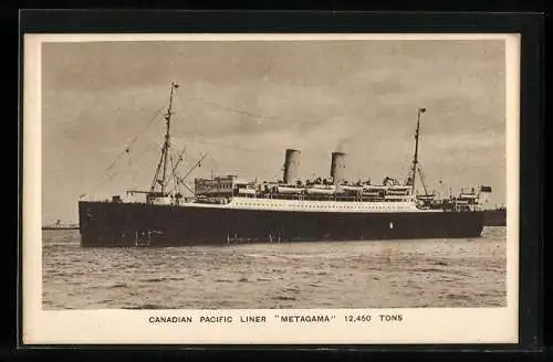 AK Passagierschiff Metagama bei der Hafenausfahrt, Canadian Pacific Liner