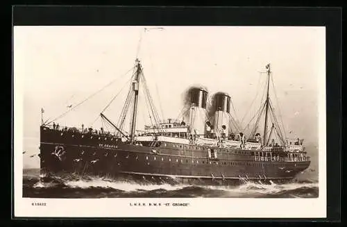 AK Passagierschiff R. M. S. St. George auf hoher See, LNER