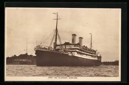 AK Passagierschiff SS Otranto vor der Küste, Orient Line