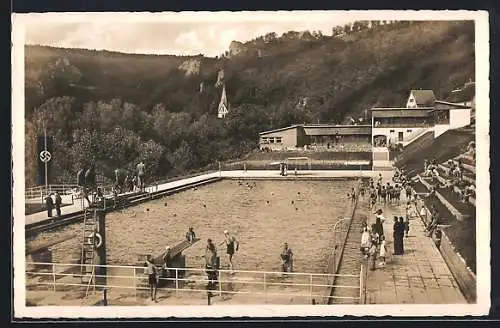 AK Blaubeuren, Freischwimmbad mit Badegästen