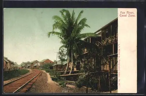 AK Fox River, Canal Zone, Häuser an der Eisenbahnstrecke