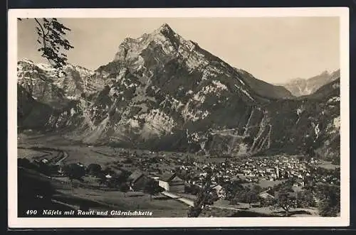 AK Näfels, Ortsansicht mit Rauti und Glärnischkette
