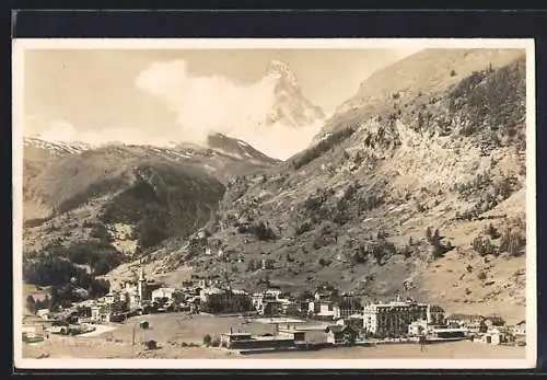 AK Zermatt, Ortsansicht mit Matterhorn