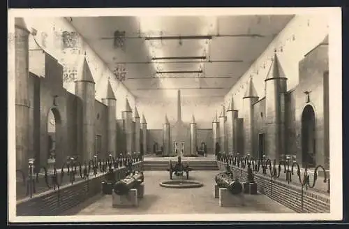 AK München, Ausstellung Das bayrische Handwerk 1927, Blick in eine Halle